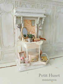 Shabby Hal Meubel , eventueel met Accessoires