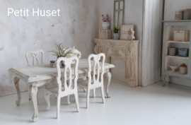 Zeer Brocante Eettafel