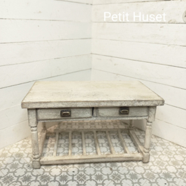Zeer Brocante  Sidetable