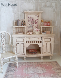 Prachtige Romantisch Dressoir