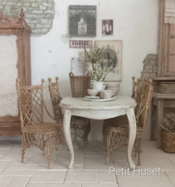 Eenvoudige Brocante Tafel