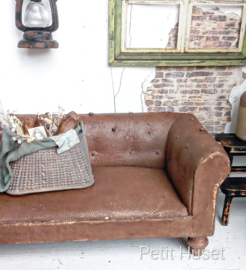 Oude Chesterfield Look Bank