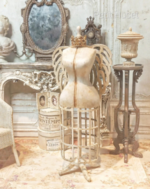 Brocante Paspop met Vleugels
