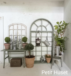 Brocante Rank Tafeltje