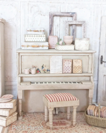 Oude Brocante Piano + Krukje