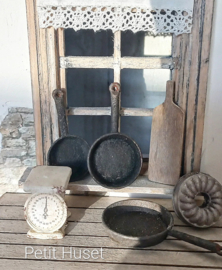 Set van 3 zeer Brocante Koekenpannen Metaal