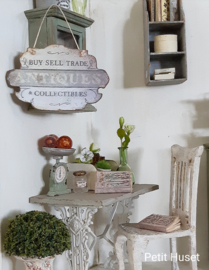 Brocante Antiques Sign