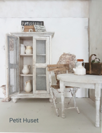 Zeer Brocante Kast