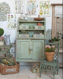 Brocante Kast met Opzet en 4 Bakken