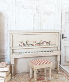 Oude Brocante Piano + Krukje