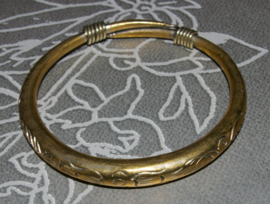 Goudkleurige armband