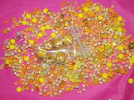 Yellow  and gold treasurebeadbox