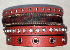 Rode magnetische armband met studs