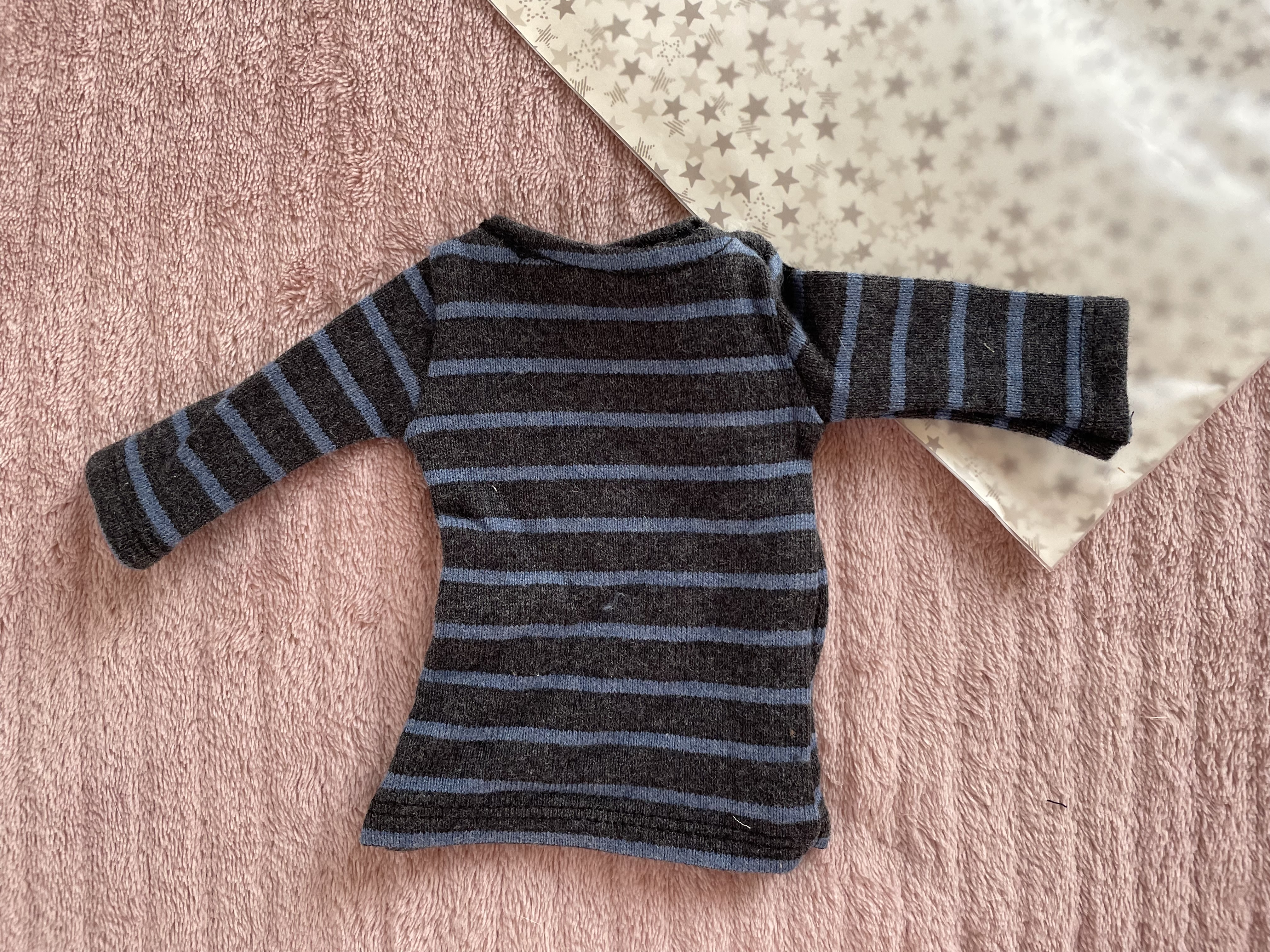 Maileg kledingsetje medium boy, longsleeve t-shirt Marine