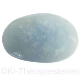 Chalcedoon, massagesteen  ca. 5x7 cm per st.