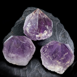 Amethist kristalpunten SET  0,7 kilo staanders (3x) Bolivia