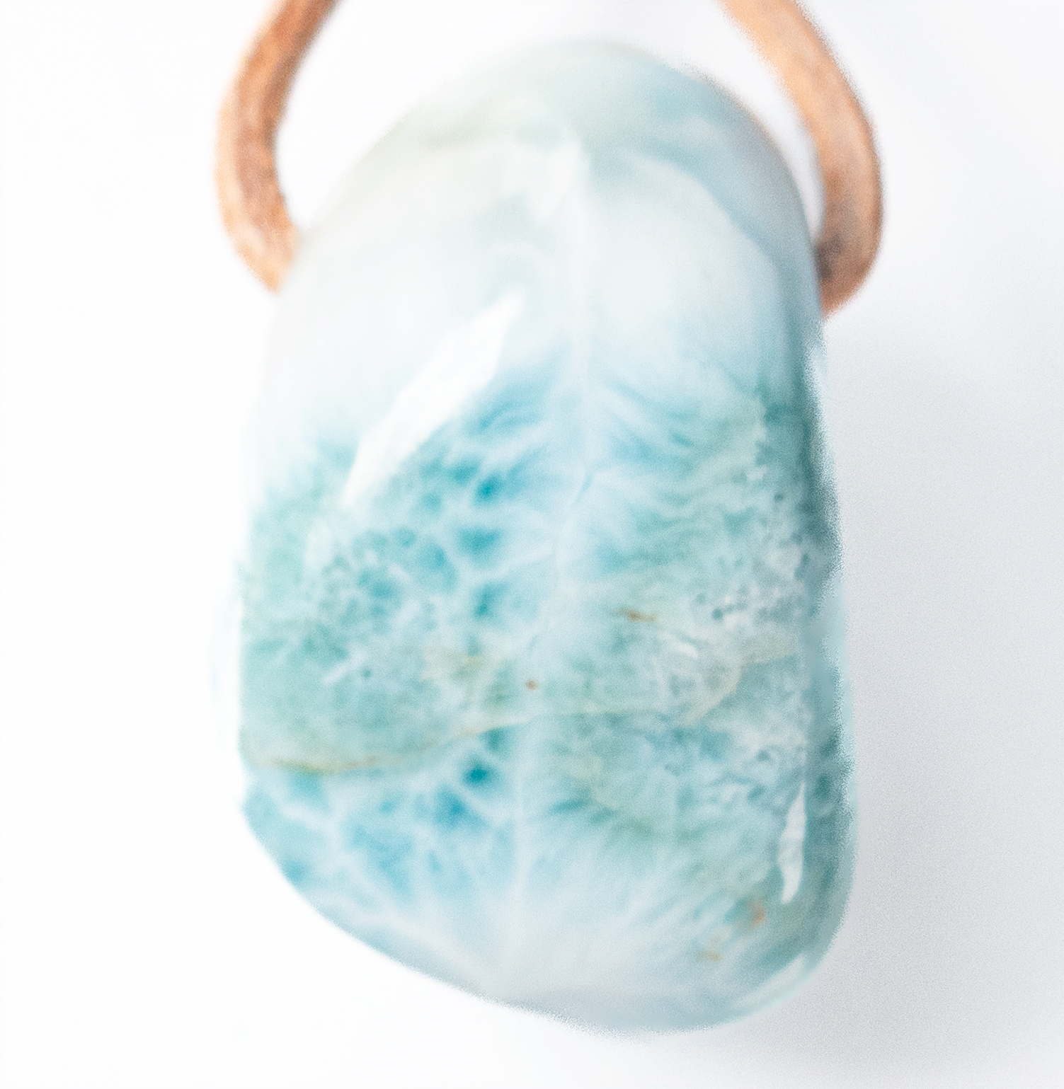 Larimar Groot  hanger geboord 1x UNIEK