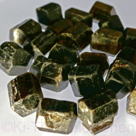Toermalijn geel (Draviet)  kristal per st. ca. 15 gr.*