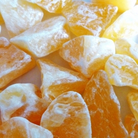 Calciet Oranje Waterstenen 100/200 gram voor watervitalisatie
