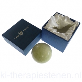Serpentijn Jade, (China Jade) Bol   4 cm in luxe geschenkverpakking
