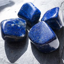 Lapis Lazuli 1A kwaliteit trommelstenen per st.*