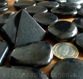 Shungiet, platte steen ( ca. 3,5-4,5 cm) per st.**
