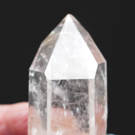 ISIS Kristal (L) 7,3  x (B) 3 cm, 81  gr.
