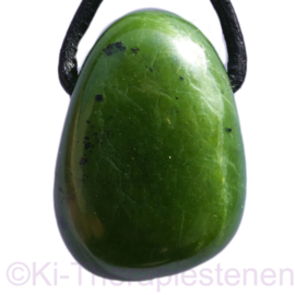 Nefriet (Jade) hanger groot  per st.