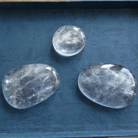 Oog edelstenenpaar  Bergkristal helderheid + 3e oog Chakra steen Bergkristal helderheid.