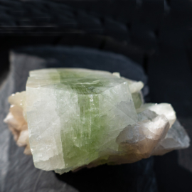 Apofyliet, groene Apofyliet (Groot) kristal cluster 1x UNIEK