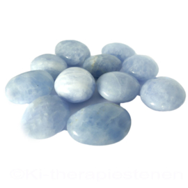 Calciet: Blauwe calciet trommelsteen A Q. (XL-XXL) per st.*
