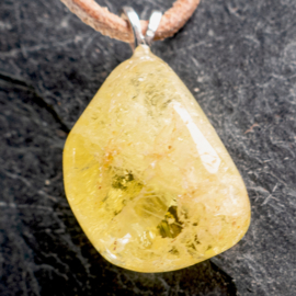Danburiet, Geel (Agni-Gold) edelsteen hanger 1x UNIEK