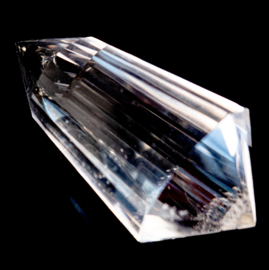 0) Dubbeleinder  Phi - Vogel kristal 24-z.,  L. 7,8 cm, 100  gr.