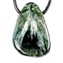Serafeniet (Klinochloor) hanger L. 3,5 cm | 1x UNIEK