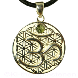 Moldaviet (ruw) Hanger  Om (Mani Padme Hum) in Flower of Life  