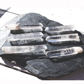 Arkansas kristalpunten 6x st. Set prijs - 0,24 kilo
