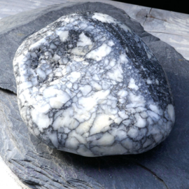 Pinoliet-IJsbloem Magnesiet  Jumbo trommelsteen L.12 cm 0,7 kilo