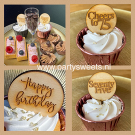 Gepersonaliseerde Cupcake toppers - hout - set van 6