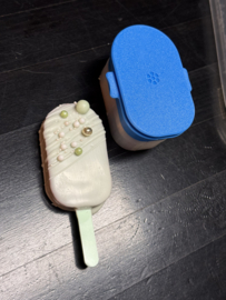 Daisy Makes® CAKESICLE LARGE  – Cutter, Popper &  Tray set - Blauw