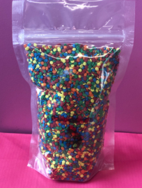 eetbare confetti sprinkels in primaire kleuren