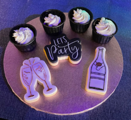 Champagne fles - outboss - stamp 'n cut -stempel en uitsteker voor fondant koekjes