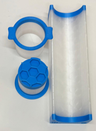 Daisy Makes®  VOETBAL LARGE - Cutter, Emboss Popper  & Tray set Blauw