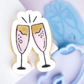 Champagne glazen- outboss - stamp 'n cut -stempel en uitsteker voor fondant koekjes