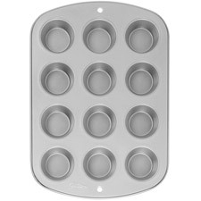 cupcake pan Wilton Recipe Right® 12 Cup Muffin Pan