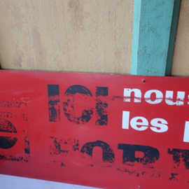 Wand plaat metaal tekst Formica 80 x 25