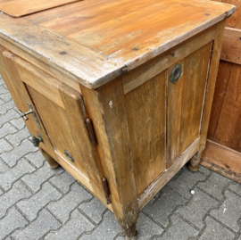 Koelkast koelmeubel  ijskast hout antiek