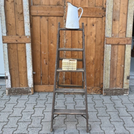 Oude houten trap ladder schilderstrap VERKOCHT