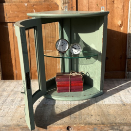 Vitrine kastje groen sier hoek pronk kast