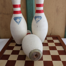 Bowling kegels origineel rood wit VERKOCHT