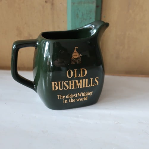 Old Bushmills oldest Whisky water kan jug